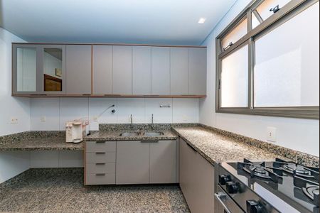 Apartamento à venda com 170m², 4 quartos e 3 vagas Apartamento à venda com 170m², 4 quartos e 3 vagasCozinha
