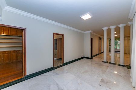 Apartamento à venda com 170m², 4 quartos e 3 vagas Apartamento à venda com 170m², 4 quartos e 3 vagasSala 2