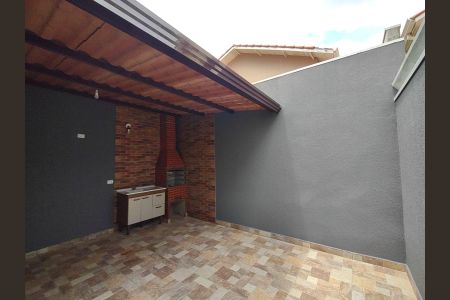 Área externa de casa de condomínio para alugar com 2 quartos, 60m² em Parque Mirante da Mata, Cotia