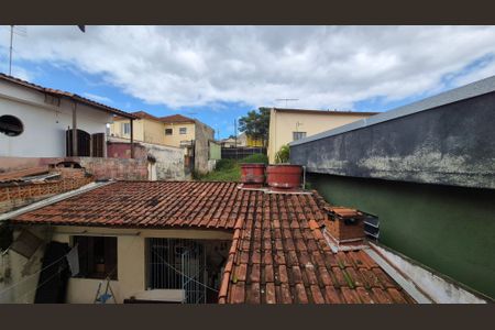 Casa à venda com 209m², 4 quartos e 2 vagas Casa à venda com 209m², 4 quartos e 2 vagasVista