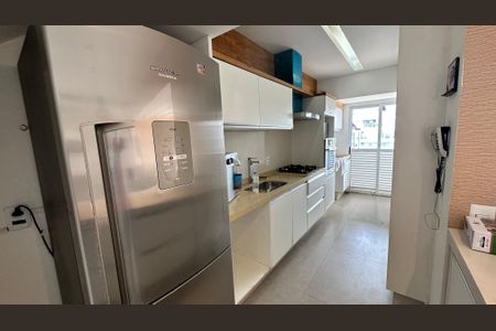 Apartamento para alugar com 180m², 3 quartos e 2 vagas Apartamento para alugar com 180m², 3 quartos e 2 vagasCozinha