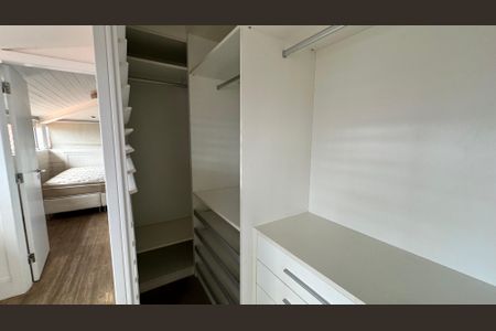 Apartamento para alugar com 180m², 3 quartos e 2 vagas Apartamento para alugar com 180m², 3 quartos e 2 vagasBanheiro do Quarto 3