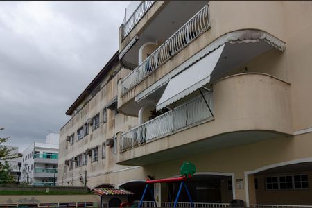 Apartamento para alugar com 180m², 3 quartos e 2 vagas Apartamento para alugar com 180m², 3 quartos e 2 vagasFachada