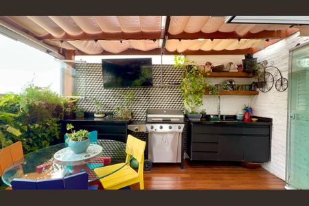 Apartamento para alugar com 139m², 2 quartos e 2 vagas Apartamento para alugar com 139m², 2 quartos e 2 vagasVaranda