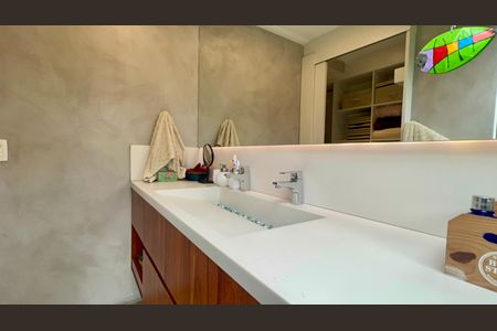 Apartamento para alugar com 139m², 2 quartos e 2 vagas Apartamento para alugar com 139m², 2 quartos e 2 vagasBanheiro da Suíte 2