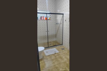 Banheiro de casa para alugar com 3 quartos, 119m² em São José de Imbassai, Maricá