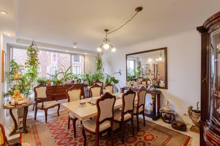 Sala de apartamento à venda com 2 quartos, 100m² em Vila Nova Conceição, São Paulo