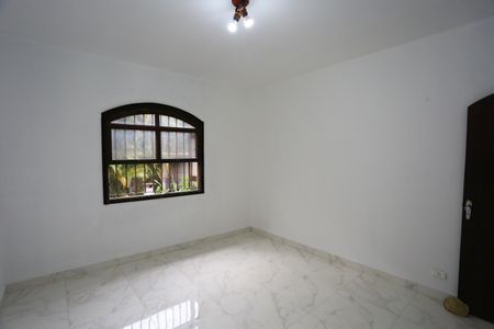 Casa para alugar com 186m², 2 quartos e 3 vagas Casa para alugar com 186m², 2 quartos e 3 vagasquarto 1