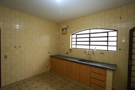 Casa para alugar com 186m², 2 quartos e 3 vagas Casa para alugar com 186m², 2 quartos e 3 vagasCozinha