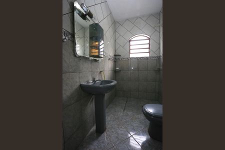 Casa para alugar com 186m², 2 quartos e 3 vagas Casa para alugar com 186m², 2 quartos e 3 vagasBanheiro