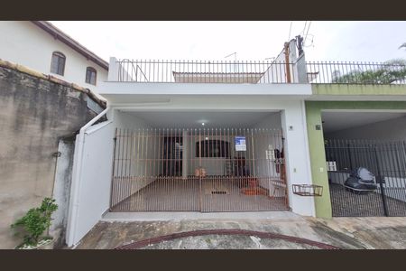 Casa para alugar com 186m², 2 quartos e 3 vagas Casa para alugar com 186m², 2 quartos e 3 vagasplaca cod FRAY-1041