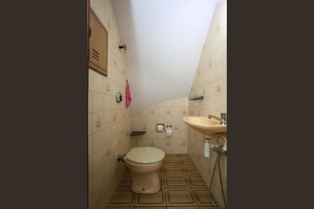 Casa para alugar com 186m², 2 quartos e 3 vagas Casa para alugar com 186m², 2 quartos e 3 vagasLavabo