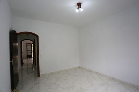 Casa para alugar com 186m², 2 quartos e 3 vagas Casa para alugar com 186m², 2 quartos e 3 vagasquarto 1