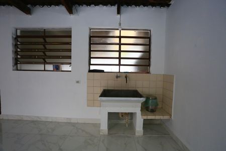 Casa para alugar com 186m², 2 quartos e 3 vagas Casa para alugar com 186m², 2 quartos e 3 vagasÁrea de Serviço