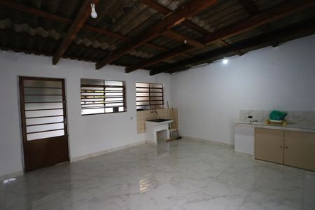 Casa para alugar com 186m², 2 quartos e 3 vagas Casa para alugar com 186m², 2 quartos e 3 vagasÁrea de Serviço