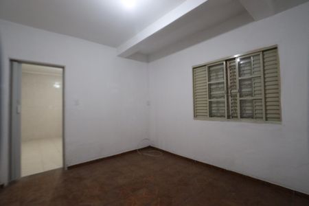 Casa para alugar com 80m², 2 quartos e sem vagaQuarto 2