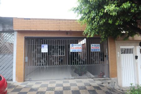 Fachada de casa para alugar com 2 quartos, 80m² em Jardim Guairaca, São Paulo