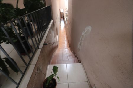 Casa para alugar com 80m², 2 quartos e sem vagaEscada de Acesso