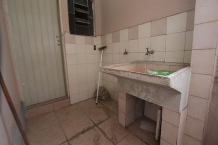 Casa para alugar com 80m², 2 quartos e sem vagaLavanderia