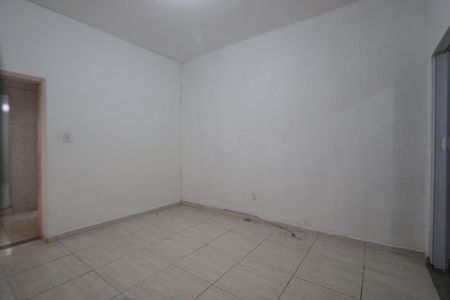 Sala de casa para alugar com 2 quartos, 80m² em Jardim Guairaca, São Paulo
