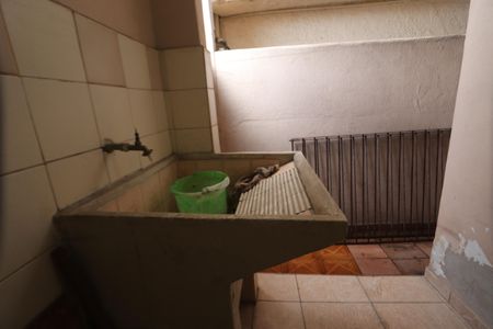 Casa para alugar com 80m², 2 quartos e sem vagaLavanderia