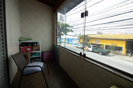 Casa à venda com 185m², 2 quartos e 2 vagas Casa à venda com 185m², 2 quartos e 2 vagasVaranda quarto 1