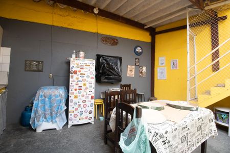 Casa à venda com 185m², 2 quartos e 2 vagas Casa à venda com 185m², 2 quartos e 2 vagasÁrea gourmet