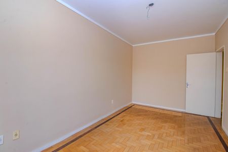 Casa à venda com 200m², 5 quartos e 1 vaga Casa à venda com 200m², 5 quartos e 1 vagaQuarto 1- Segundo Piso