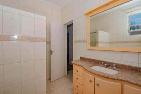 Casa à venda com 200m², 5 quartos e 1 vaga Casa à venda com 200m², 5 quartos e 1 vagaBanheiro Social- Segundo Piso