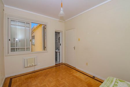 Casa à venda com 200m², 5 quartos e 1 vaga Casa à venda com 200m², 5 quartos e 1 vagaMini Suíte- Segundo Piso
