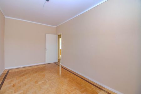 Casa à venda com 200m², 5 quartos e 1 vaga Casa à venda com 200m², 5 quartos e 1 vagaQuarto 1- Segundo Piso