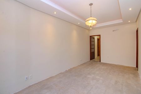 Sala - Primeiro Piso de casa à venda com 5 quartos, 200m² em São Geraldo, Porto Alegre