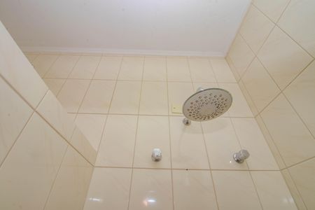 Casa à venda com 200m², 5 quartos e 1 vaga Casa à venda com 200m², 5 quartos e 1 vagaBanheiro Social- Segundo Piso