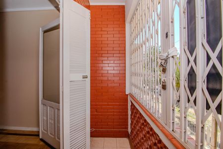 Casa à venda com 200m², 5 quartos e 1 vaga Casa à venda com 200m², 5 quartos e 1 vagaVaranda do Quarto 1- Segundo Piso