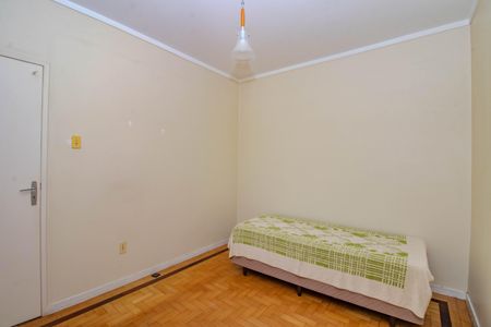 Casa à venda com 200m², 5 quartos e 1 vaga Casa à venda com 200m², 5 quartos e 1 vagaMini Suíte- Segundo Piso