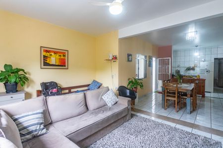 Sala de casa à venda com 2 quartos, 244m² em Casa Grande, Diadema