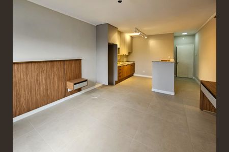 Sala/Quarto/Cozinha de kitnet/studio para alugar com 1 quarto, 38m² em Vila Metalúrgica, Santo André