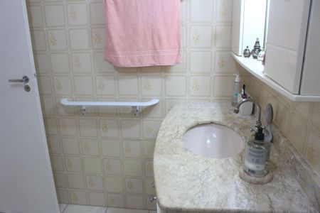 Apartamento à venda com 113m², 3 quartos e 1 vagaBanheiro 2