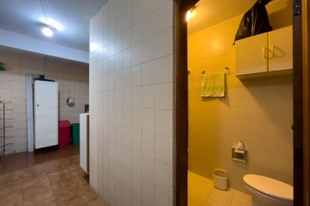 Casa à venda com 236m², 4 quartos e 2 vagasÁrea de serviço 