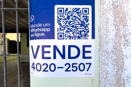 Casa à venda com 236m², 4 quartos e 2 vagasPlaca MZYE-608