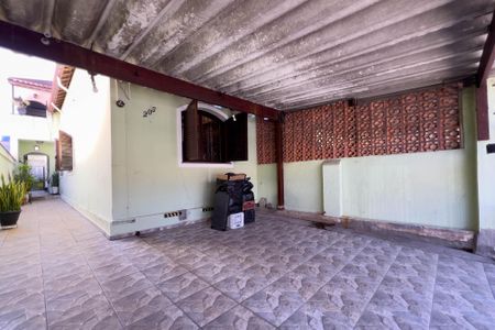 Casa à venda com 236m², 4 quartos e 2 vagasGaragem