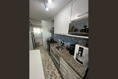 Apartamento à venda com 66m², 2 quartos e 2 vagasCozinha