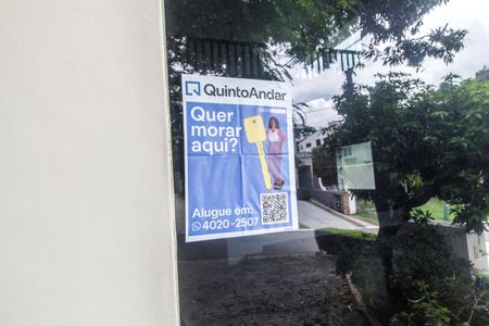 Casa de condomínio para alugar com 500m², 4 quartos e 4 vagasVista da Rua