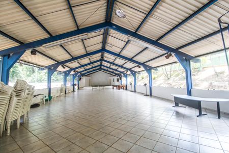 Casa de condomínio para alugar com 500m², 4 quartos e 4 vagas Casa de condomínio para alugar com 500m², 4 quartos e 4 vagasÁrea comum - Salão de festas