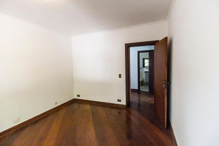 Casa de condomínio para alugar com 500m², 4 quartos e 4 vagasSuíte master