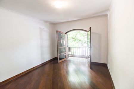 Casa de condomínio para alugar com 500m², 4 quartos e 4 vagasSuíte master