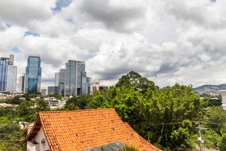 Casa de condomínio para alugar com 500m², 4 quartos e 4 vagasVista da Suíte