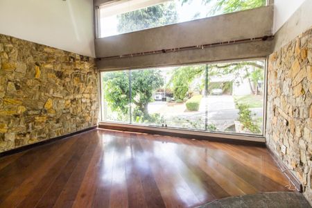 Sala  de casa de condomínio para alugar com 4 quartos, 500m² em Alphaville, Santana de Parnaíba