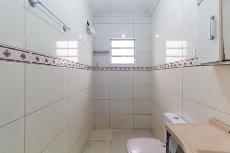 Casa para alugar com 100m², 3 quartos e 2 vagasBanheiro