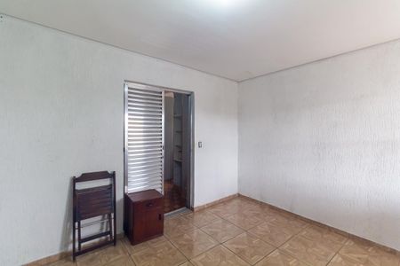 Casa para alugar com 100m², 3 quartos e 2 vagasQuarto 2